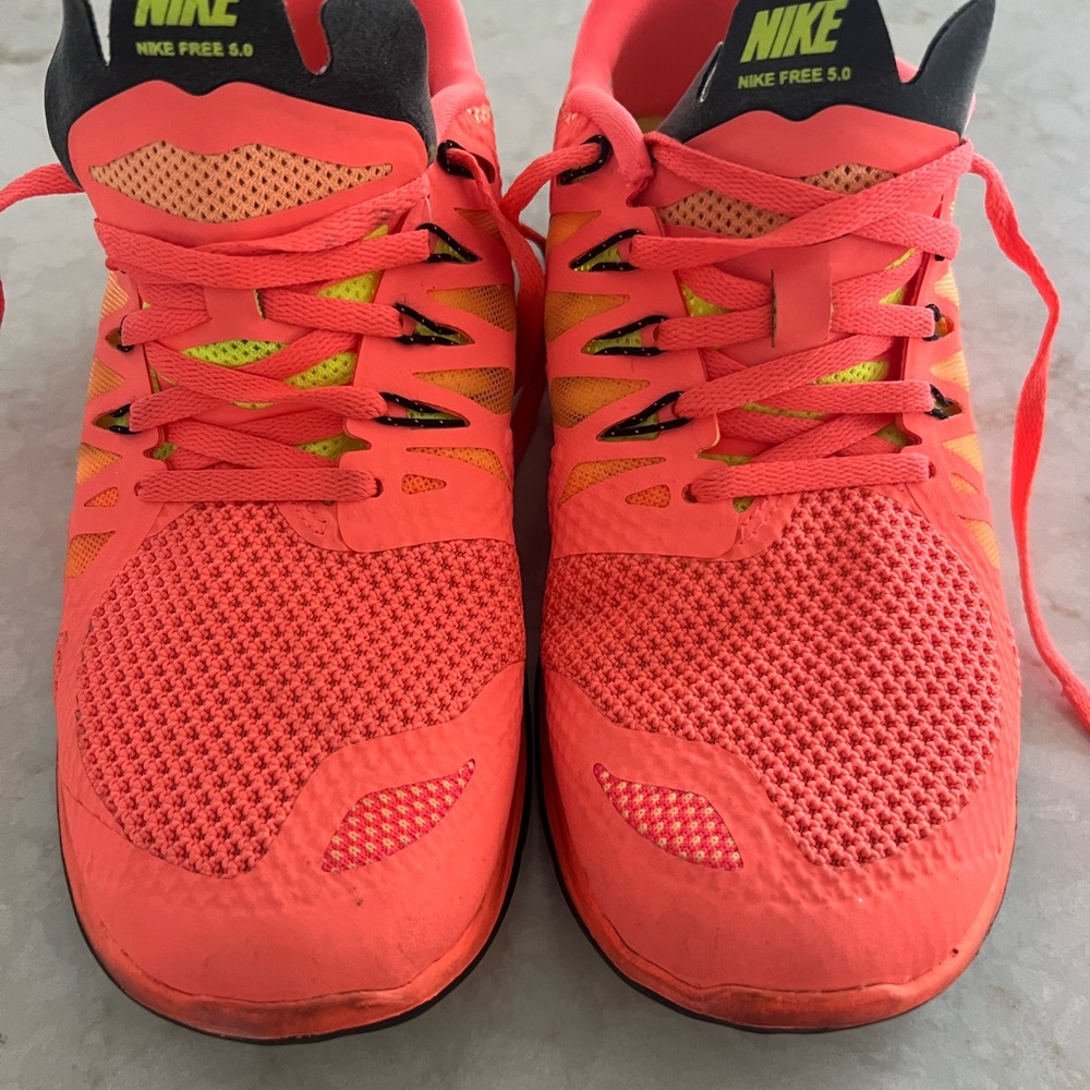 Nike Free 5.0 Coral Running Shoes